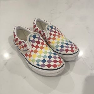 Van’s rainbow low slip on sneaker. New!